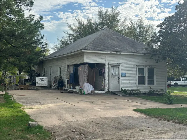 Photo 3 — 700 E 12th Street, Okmulgee, OK 74447