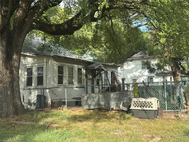 Photo 4 — 700 E 12th Street, Okmulgee, OK 74447
