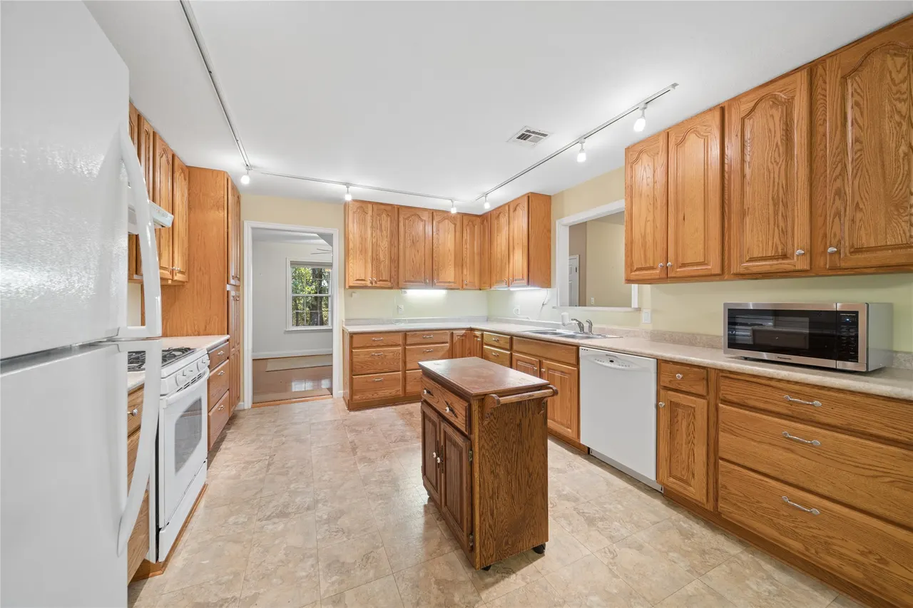 Photo 14 — 16317 S 4233 Road, Claremore, OK 74017