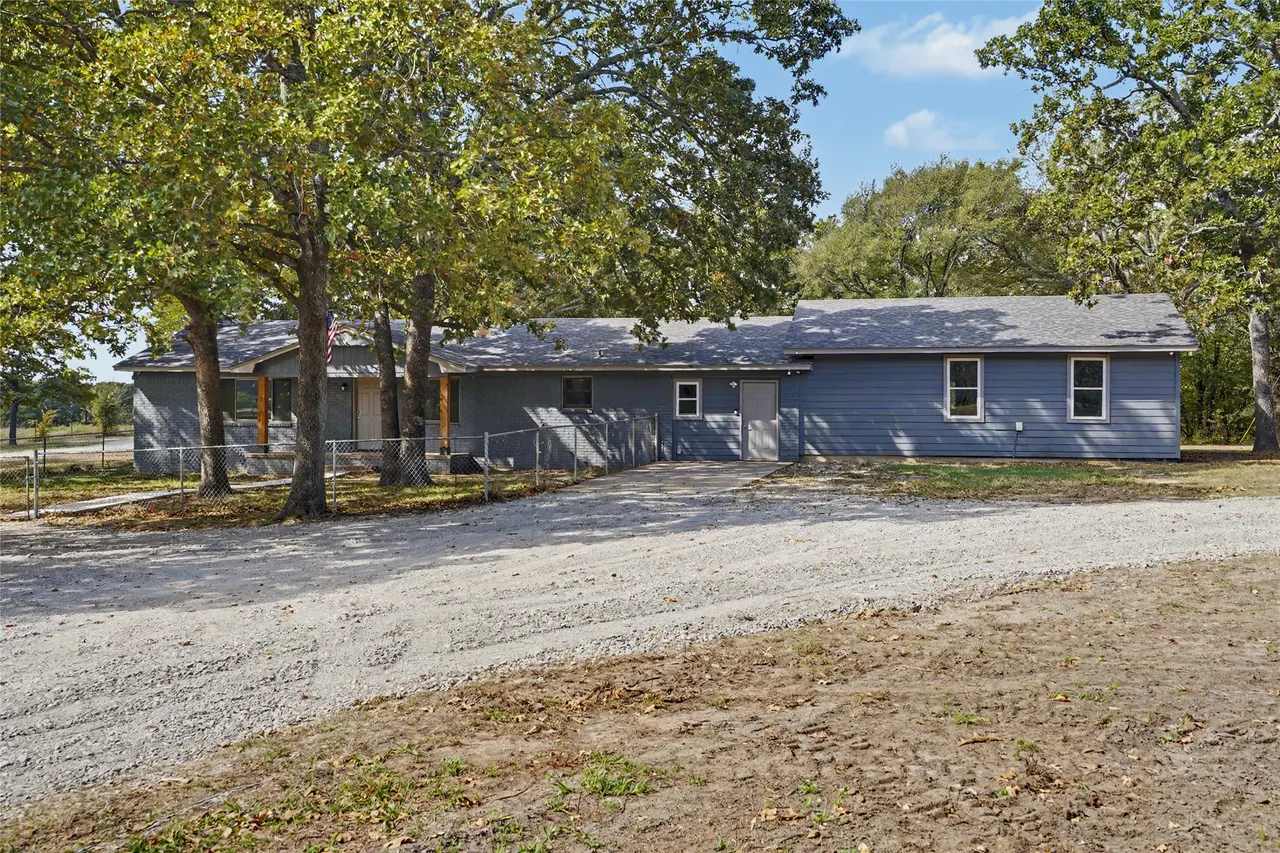 Photo 3 — 20664 Deerwood Trail, Kellyville, OK 74039