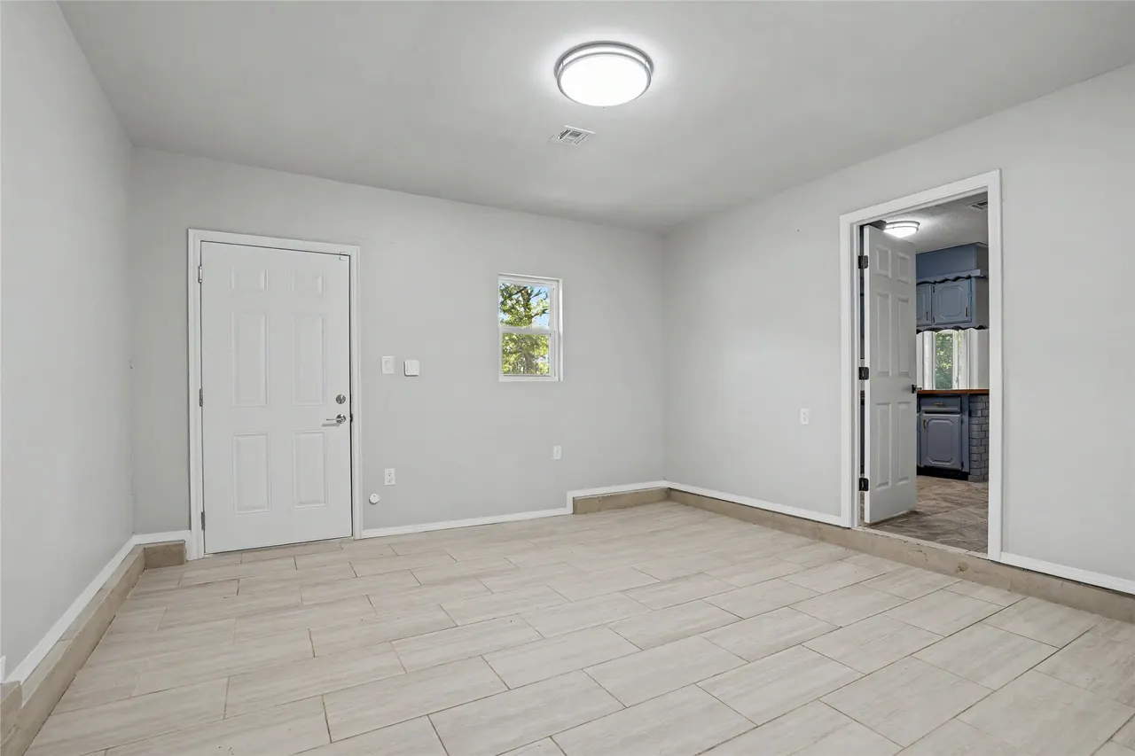 Photo 18 — 20664 Deerwood Trail, Kellyville, OK 74039