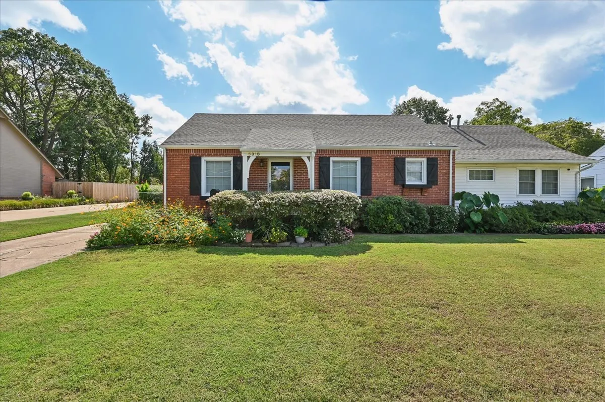 Front exterior — 5318 E 35th Street, Tulsa, OK 74135