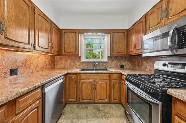 Photo 6 — 5318 E 35th Street, Tulsa, OK 74135
