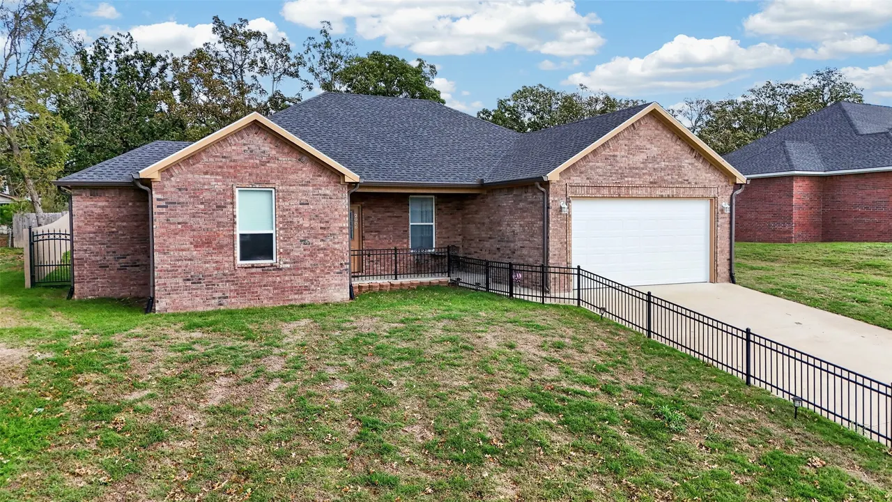 Photo 4 — 2006 Whippoorwill Drive, McAlester, OK 74501