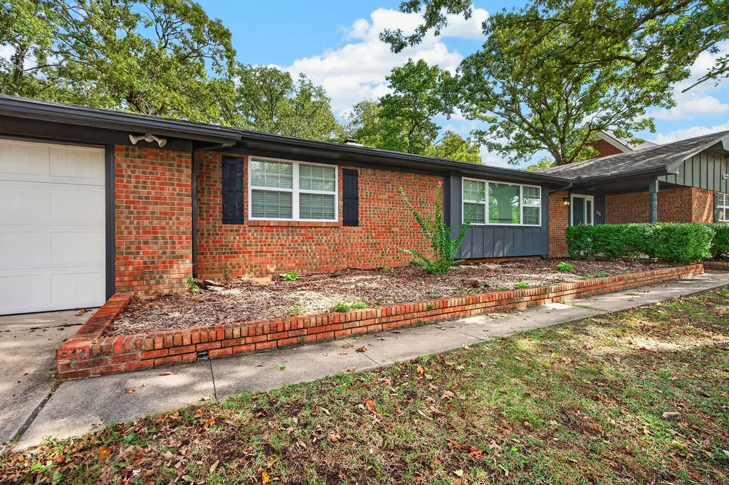Photo 39 — 204 S Morrison, Ada, OK 74820