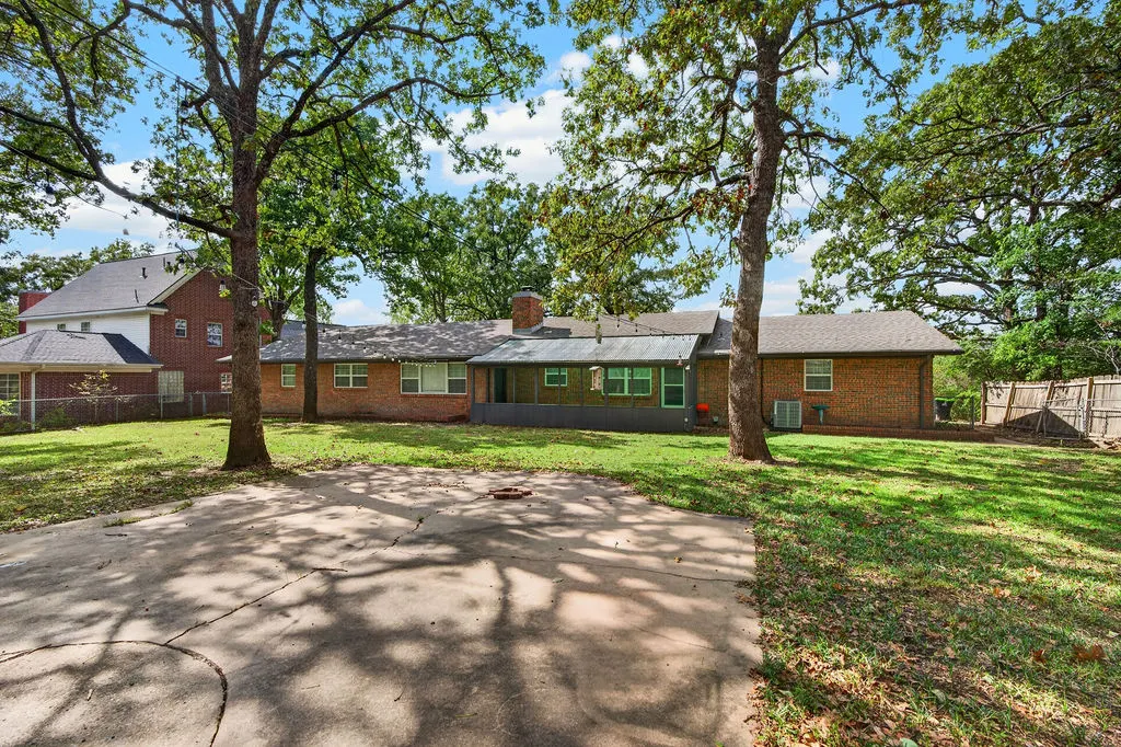 Photo 42 — 204 S Morrison, Ada, OK 74820