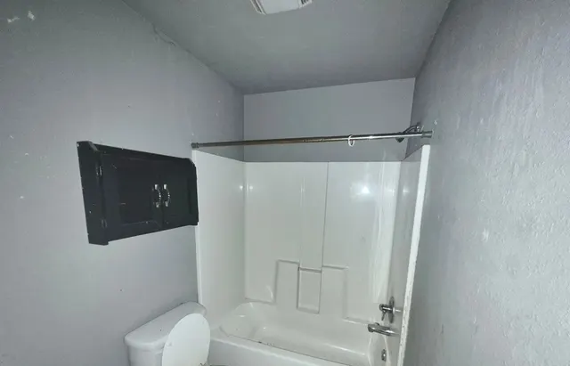 Photo 5 — 14995 S 278th Avenue E, Coweta, OK 74429