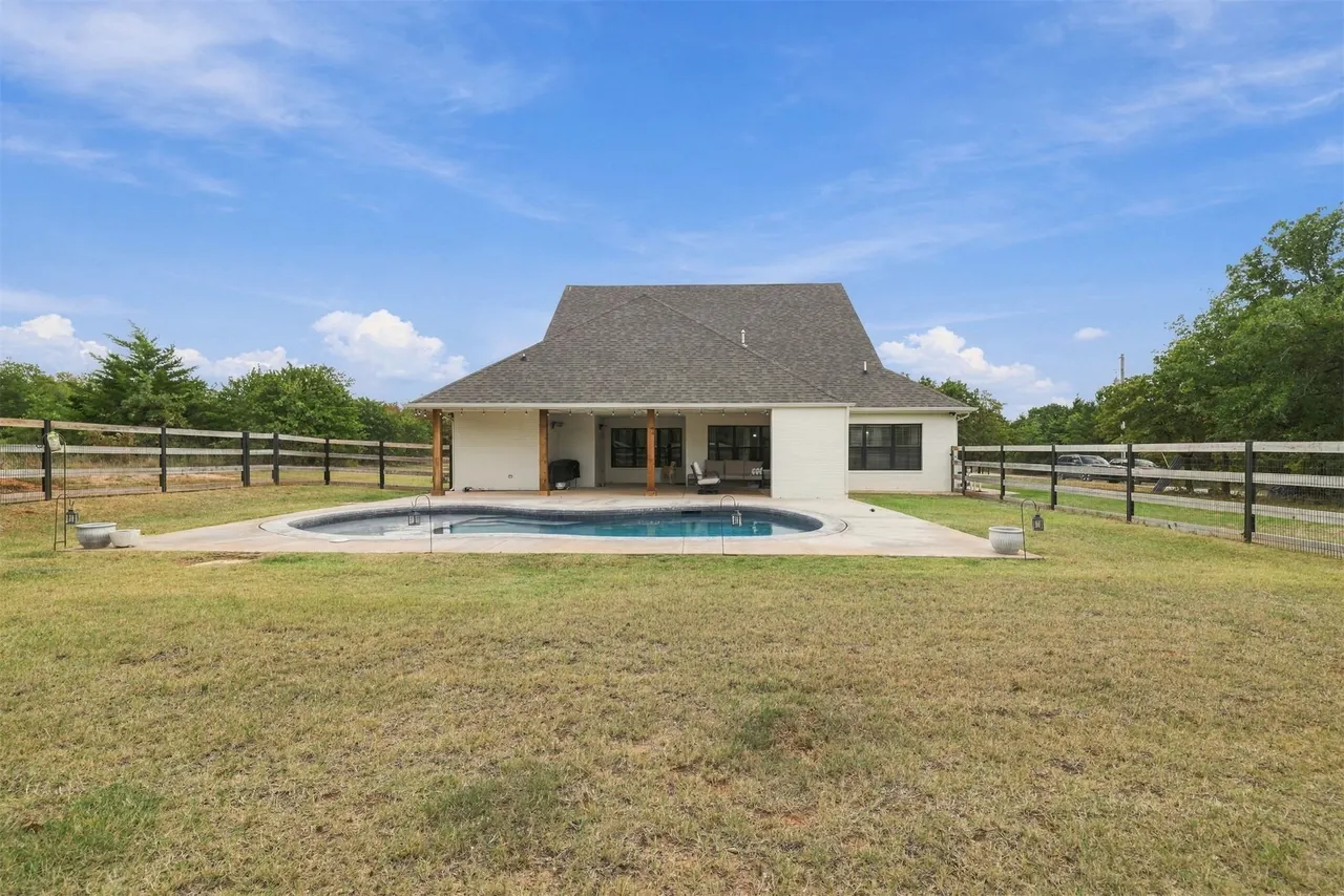Photo 35 — 10281 236th, Blanchard, OK 73010