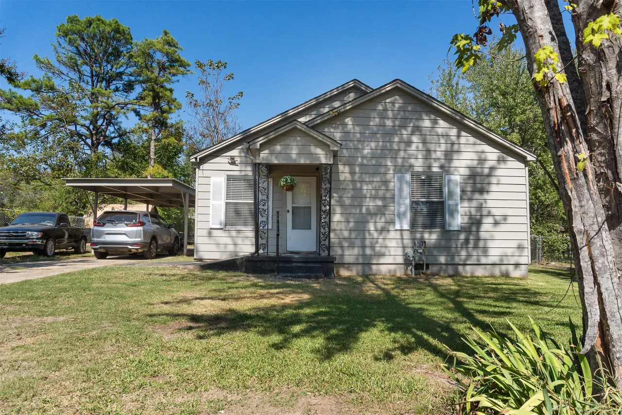 Photo 2 — 1510 Olive Street, Durant, OK 74701