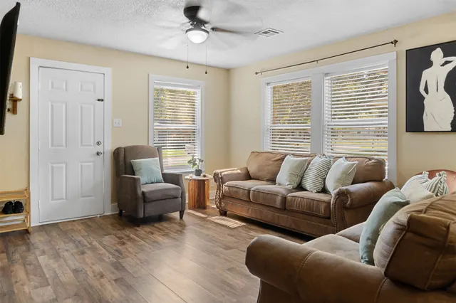 Photo 7 — 1510 Olive Street, Durant, OK 74701