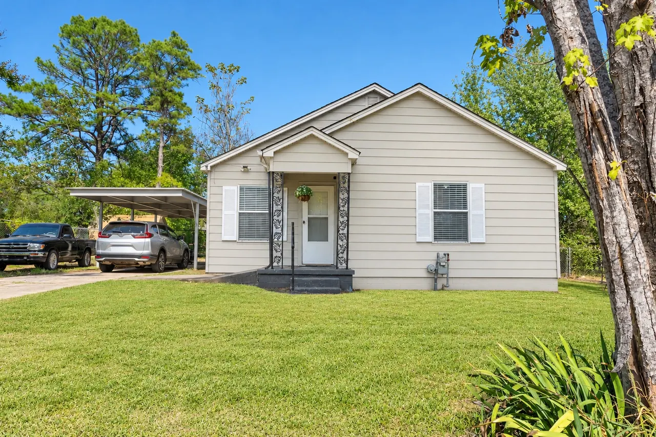 Front exterior — 1510 Olive Street, Durant, OK 74701