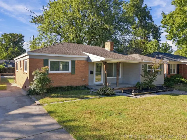 Photo 2 — 1552 E 49th Place, Tulsa, OK 74105
