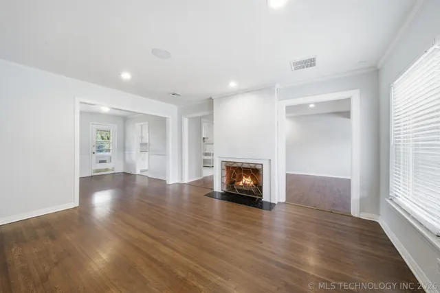 Photo 4 — 1552 E 49th Place, Tulsa, OK 74105
