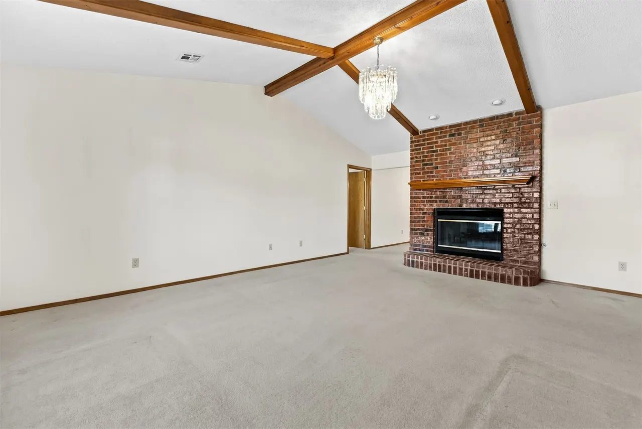 Photo 5 — 124 Magnolia, Pryor, OK 74361