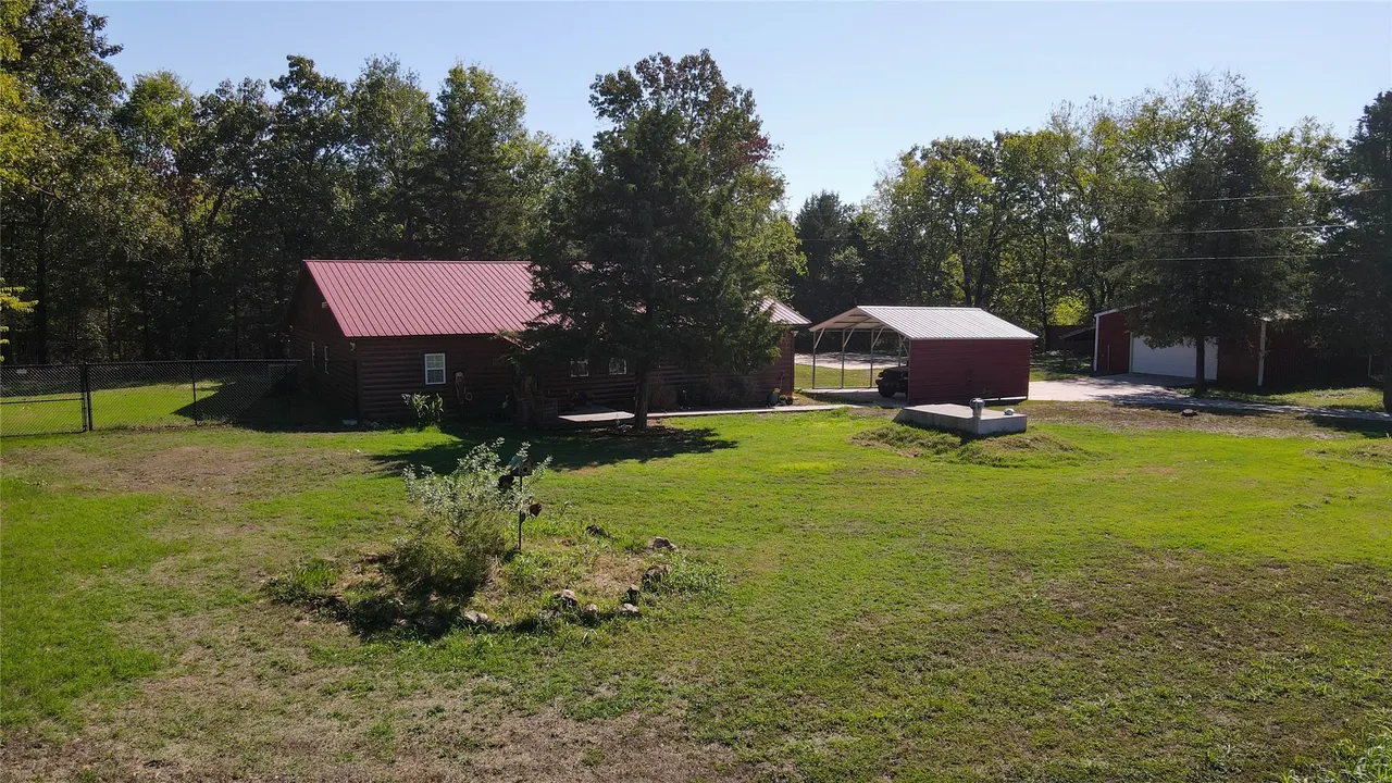 Photo 2 — 12992 W Killabrew Road, Hulbert, OK 74441
