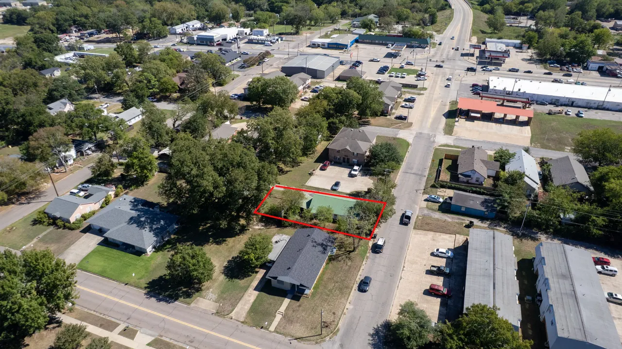 Photo 16 — 214 W Mulberry, Durant, OK 74701