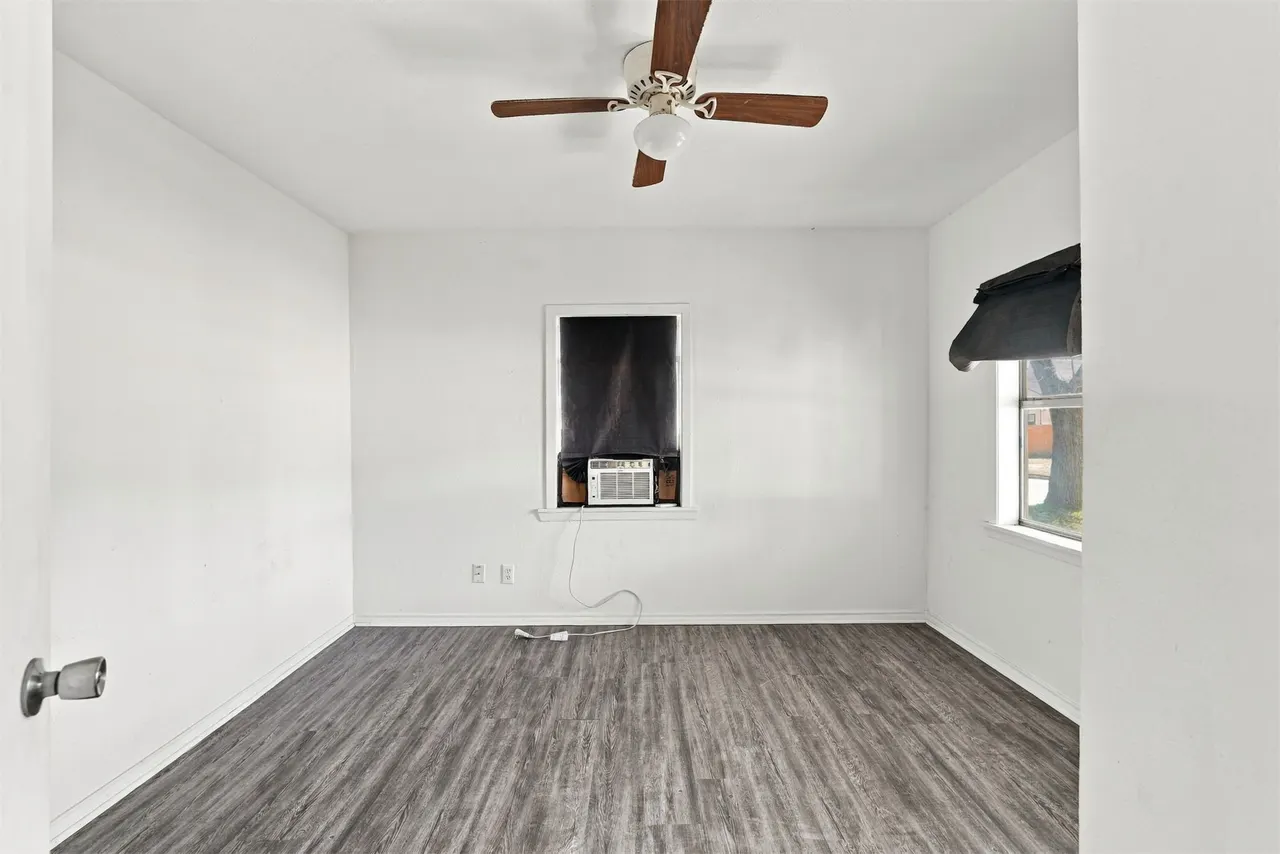 Photo 6 — 214 W Mulberry, Durant, OK 74701
