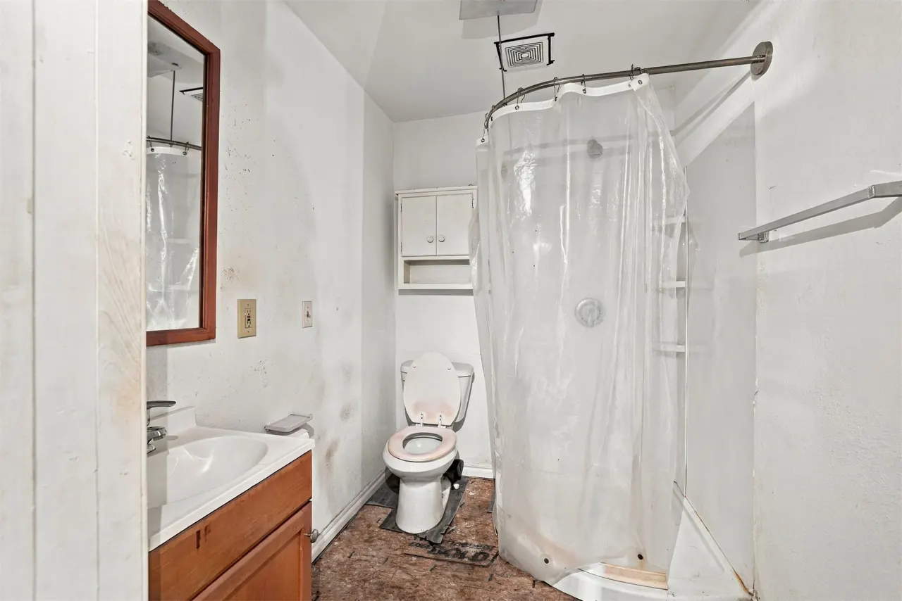 Photo 10 — 214 W Mulberry, Durant, OK 74701