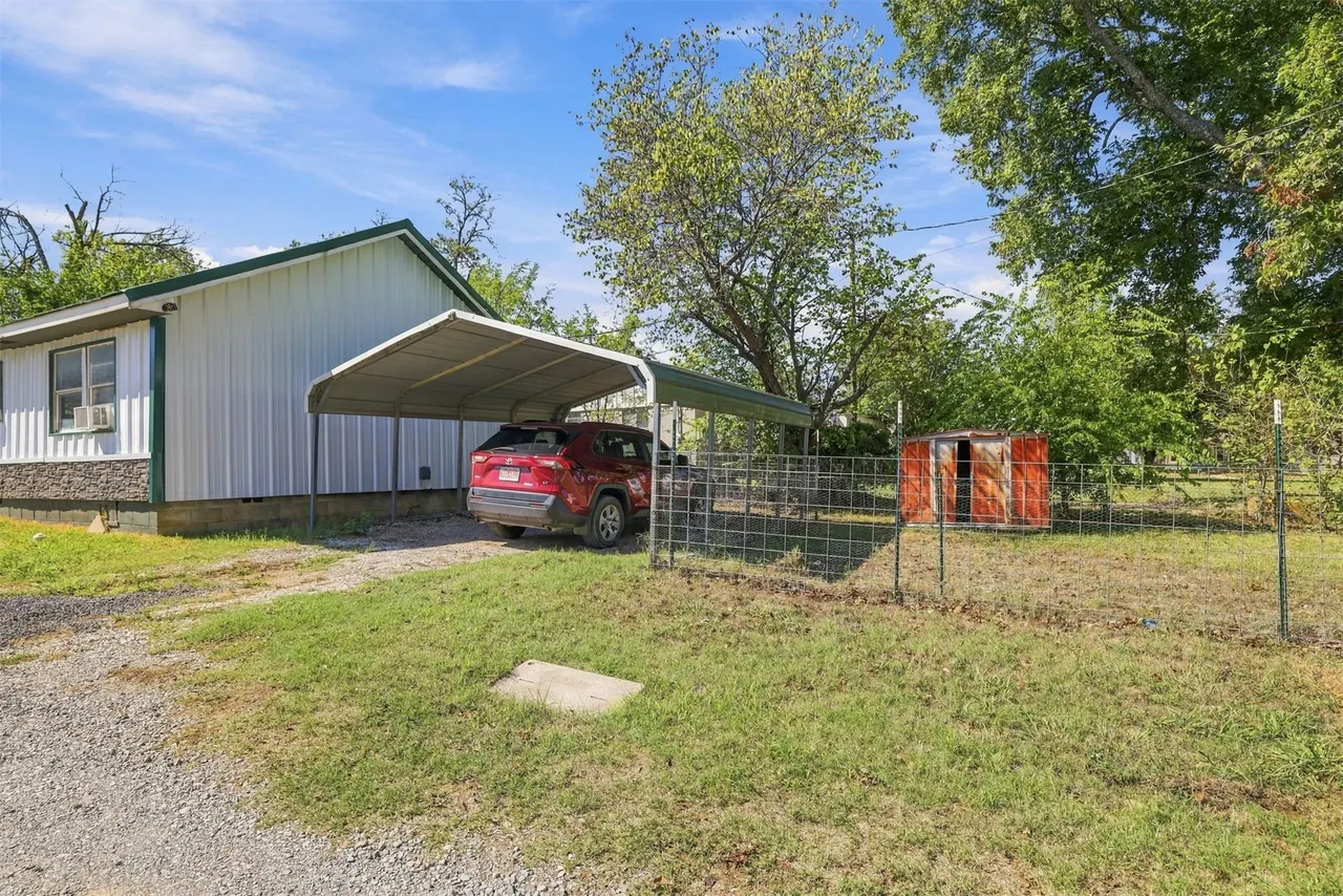 Photo 13 — 214 W Mulberry, Durant, OK 74701
