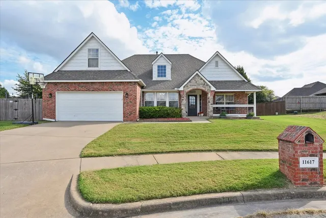 Photo 3 — 11617 S Primrose Court, Jenks, OK 74037