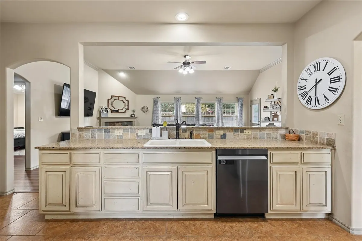 Photo 16 — 11617 S Primrose Court, Jenks, OK 74037