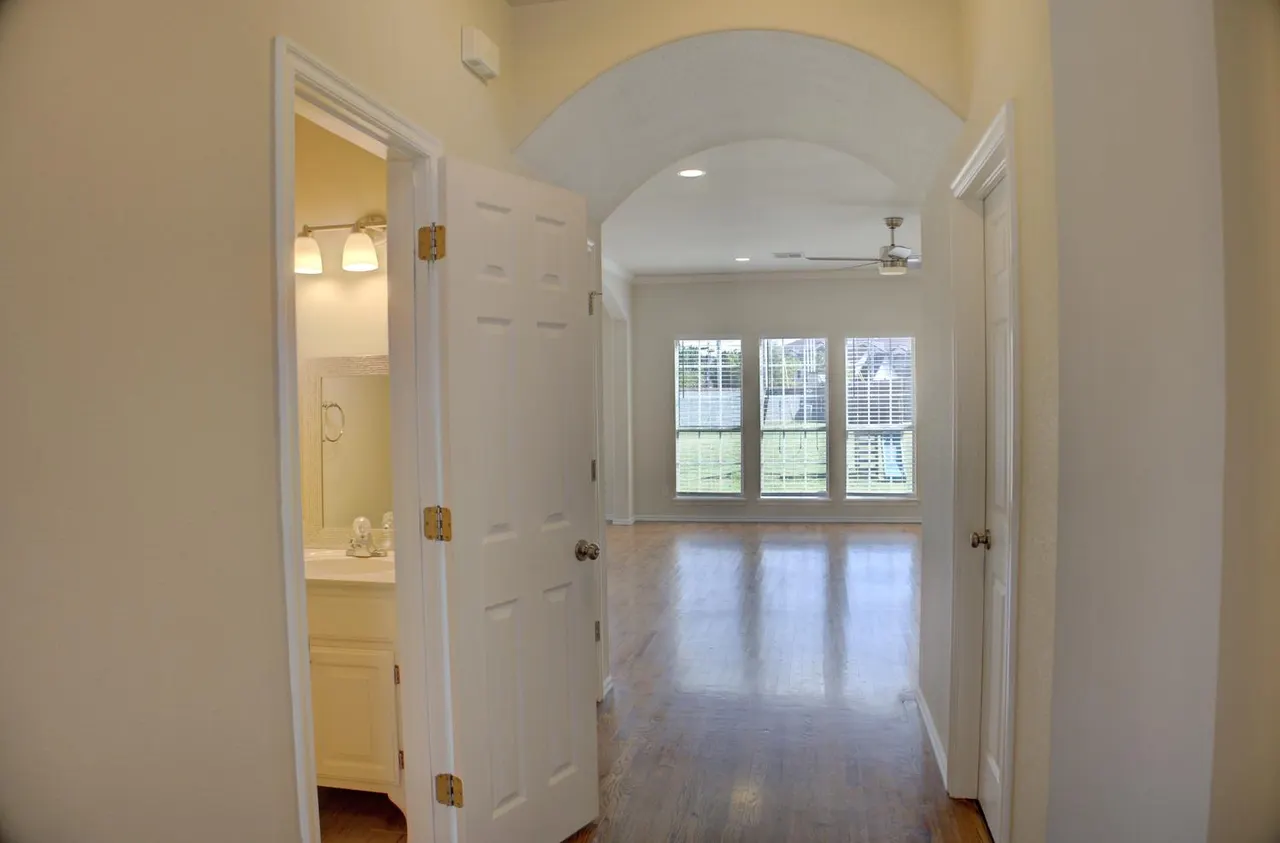 Photo 7 — 9522 E 78th Place, Tulsa, OK 74133