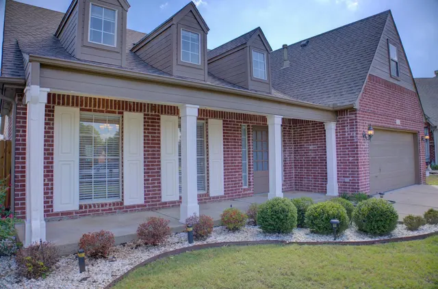 Photo 3 — 9522 E 78th Place, Tulsa, OK 74133