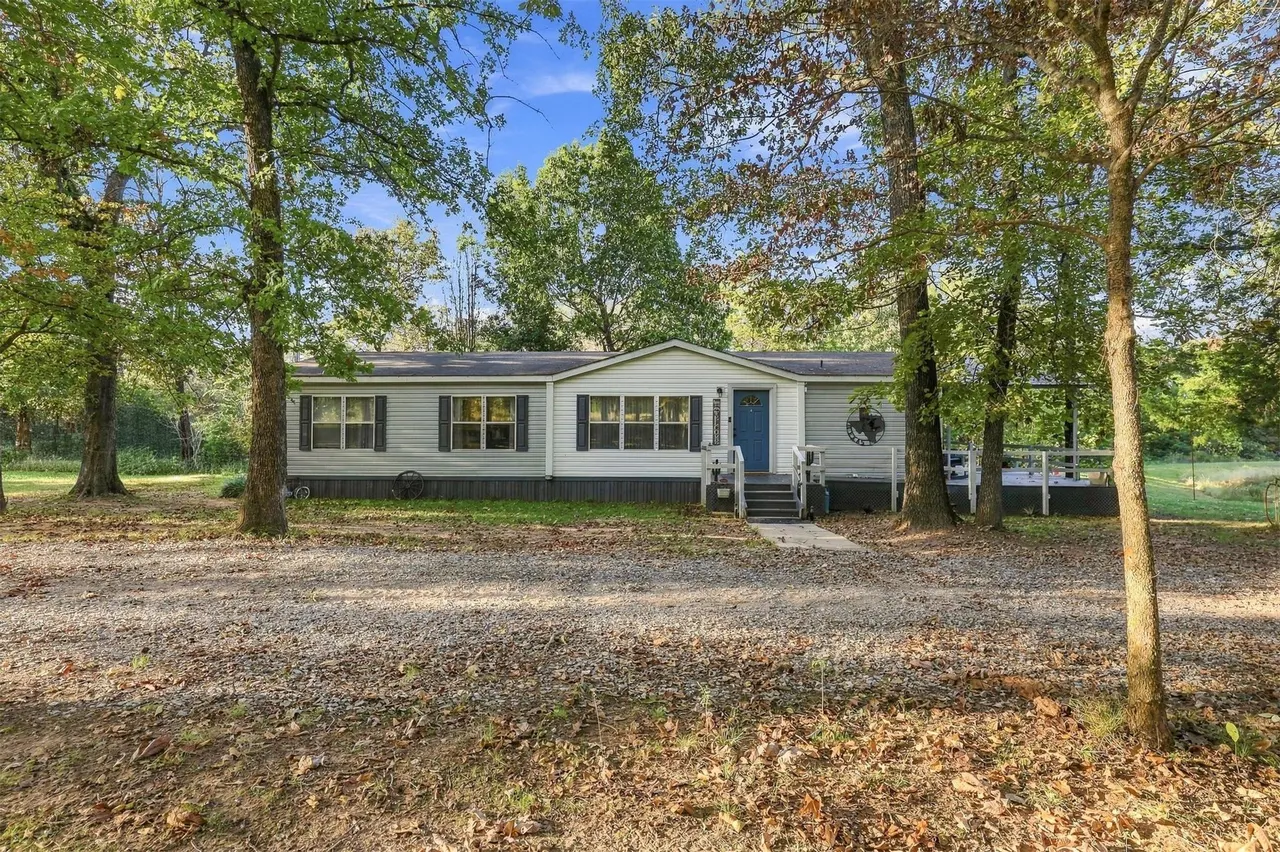 Front exterior — 3035 Winters Creek Road, Bennington, OK 74723