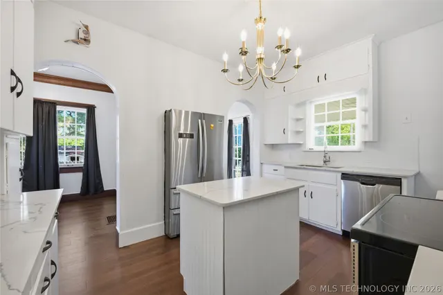 Photo 7 — 312 Country Club Drive, Holdenville, OK 74848