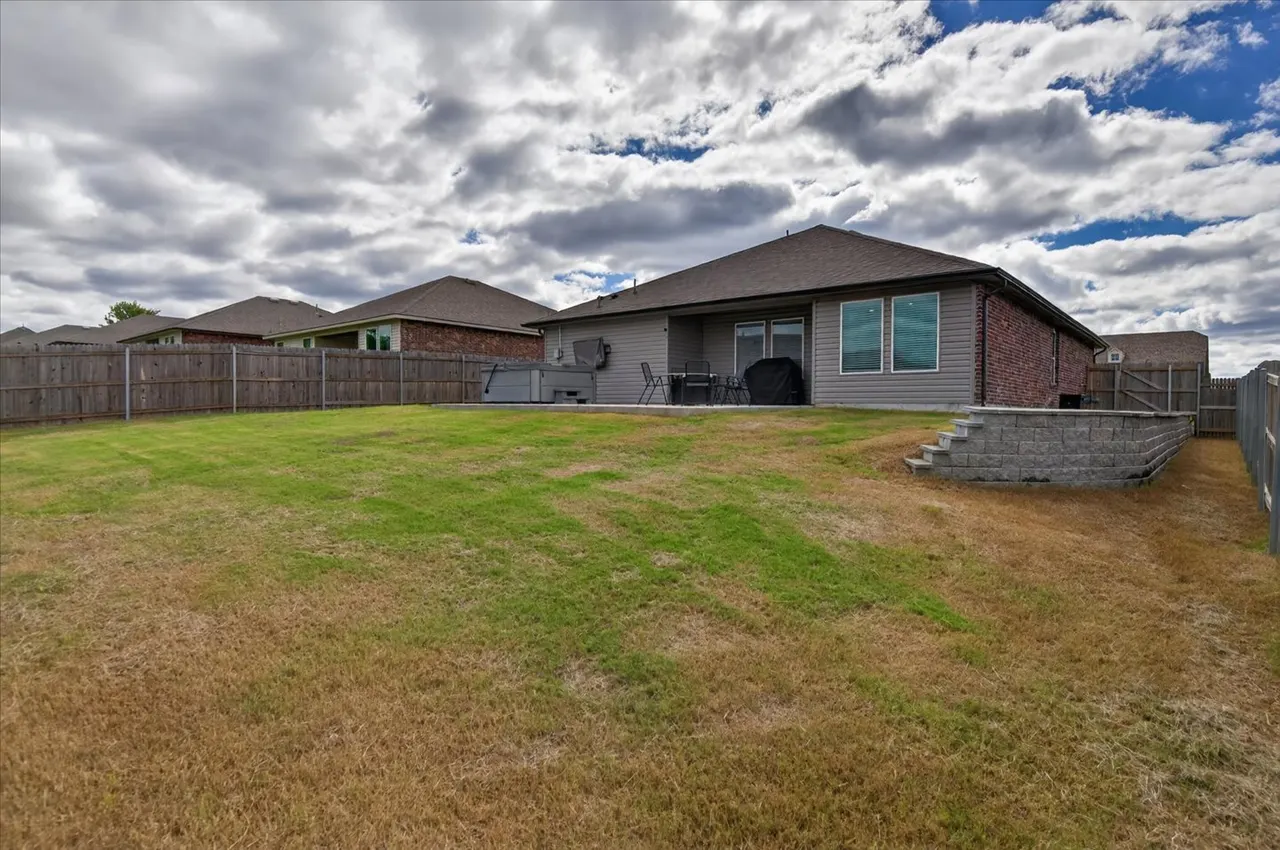 Photo 26 — 3210 SE Rushmore Street, Bartlesville, OK 74006