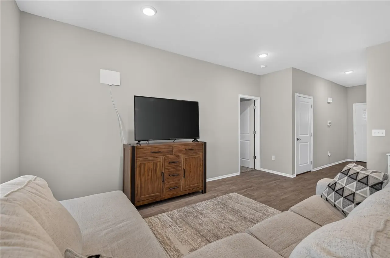 Photo 9 — 3210 SE Rushmore Street, Bartlesville, OK 74006