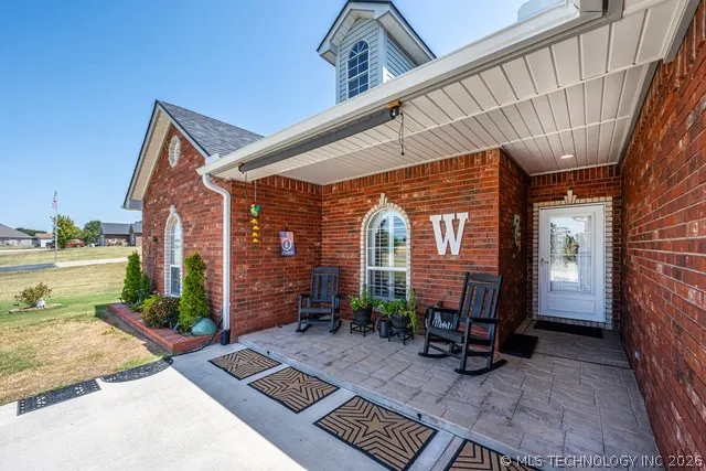 Photo 3 — 2902 Provence Road, Ardmore, OK 73401
