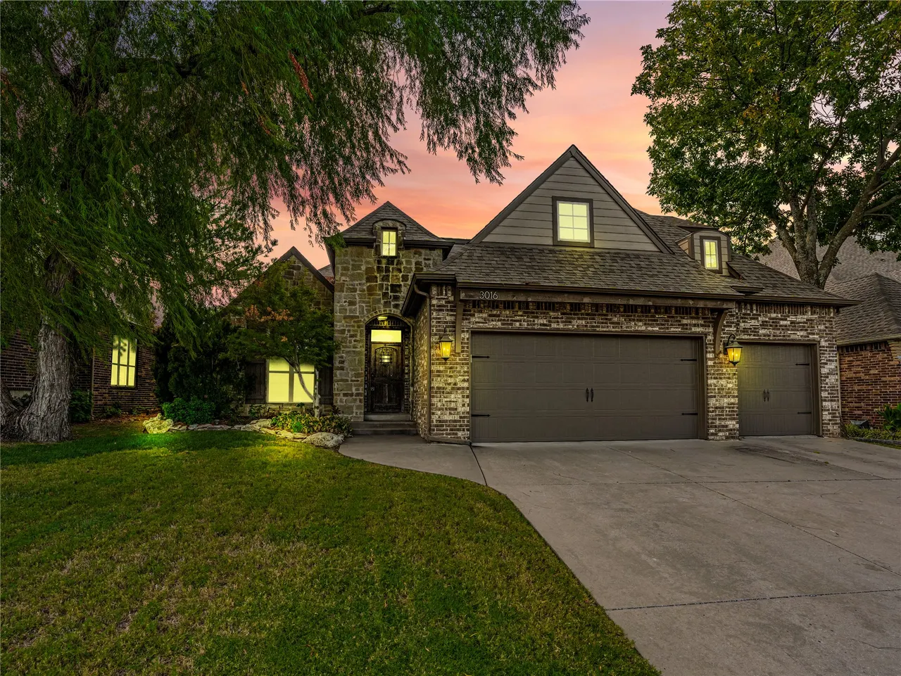 Front exterior — 3016 S Nyssa Avenue, Broken Arrow, OK 74012