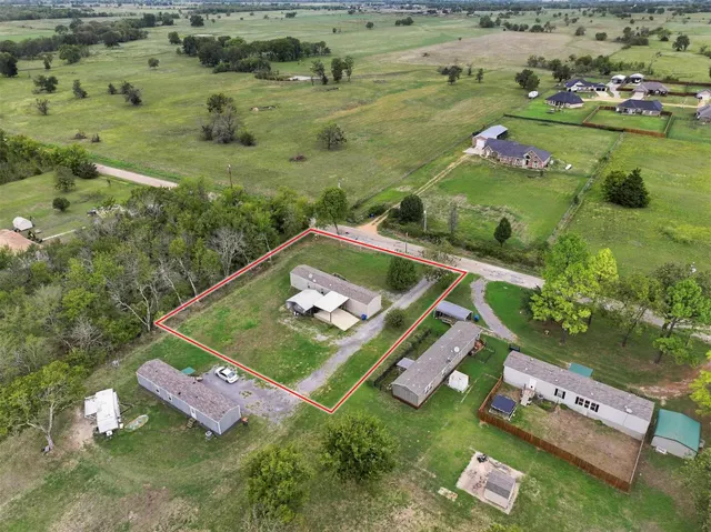 Photo 7 — 229 Forest Lane, Durant, OK 74701