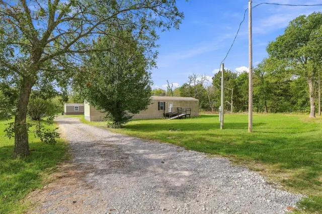 Photo 8 — 229 Forest Lane, Durant, OK 74701