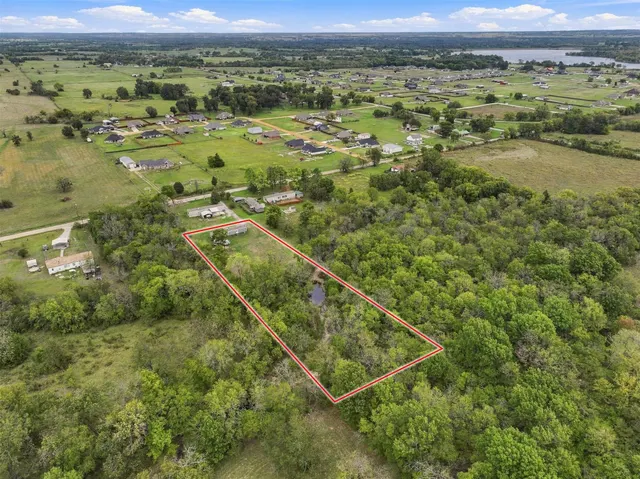 Photo 3 — 231 Forest Lane, Durant, OK 74701