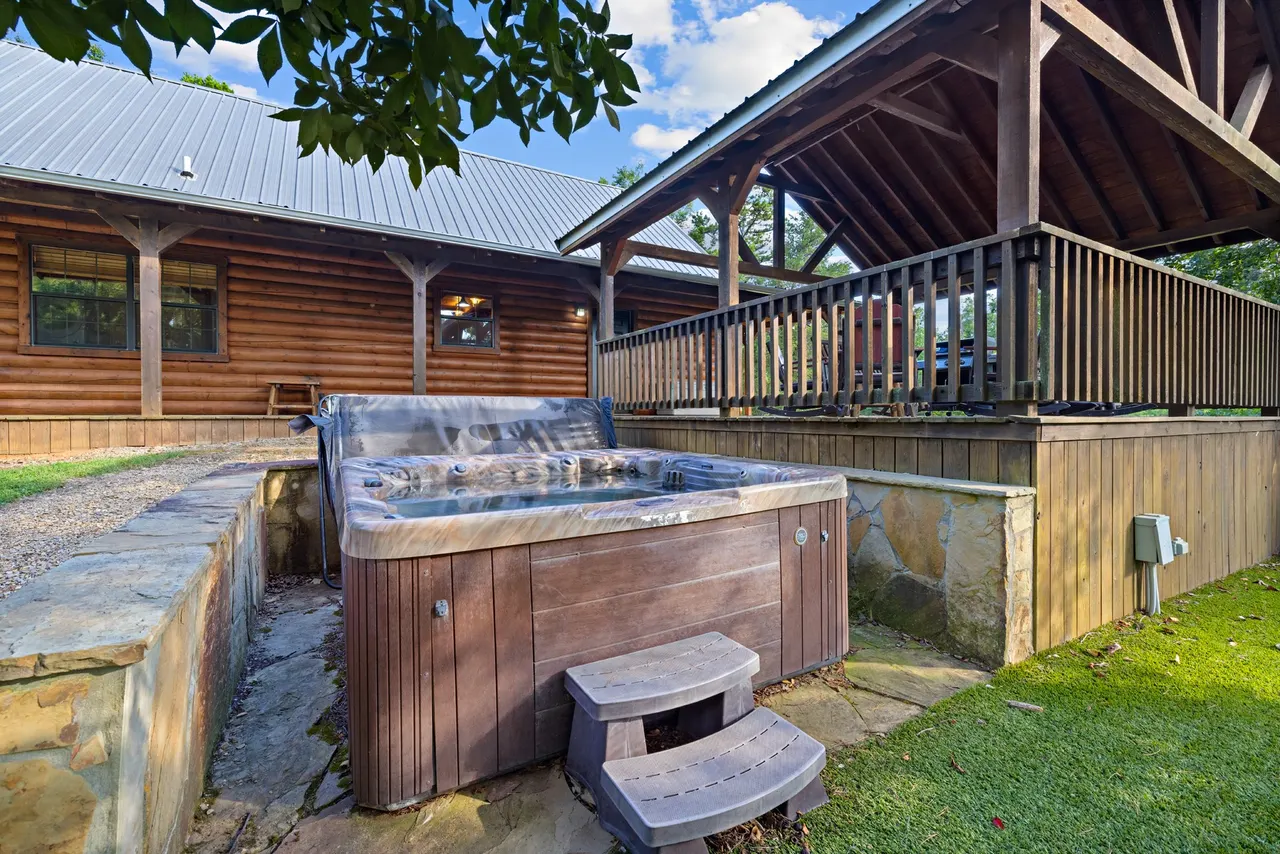 Photo 42 — 1602 Wyr #71400 Road, Broken Bow, OK 74728