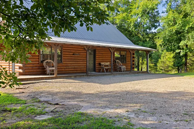 Photo 7 — 1602 Wyr #71400 Road, Broken Bow, OK 74728