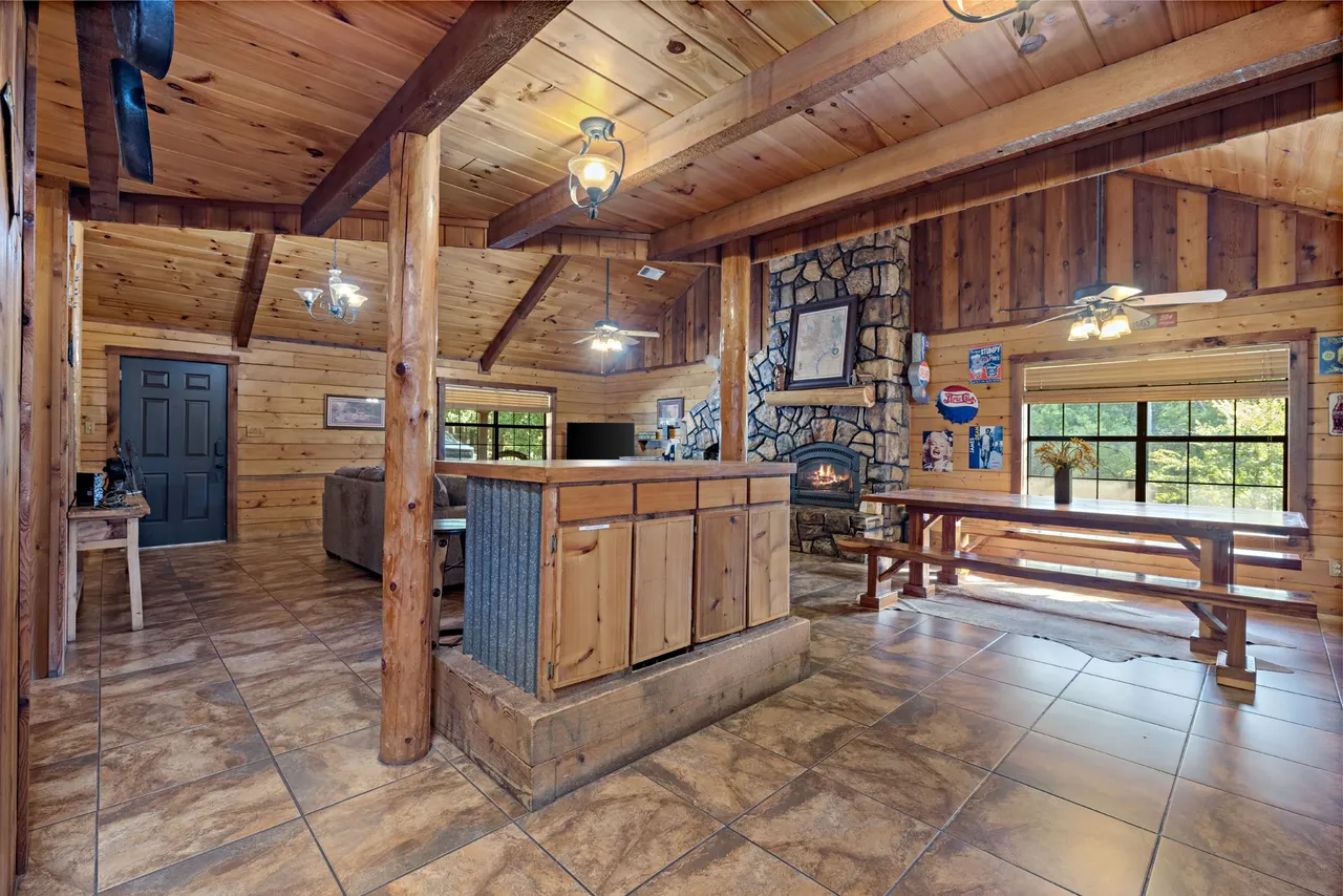 Photo 19 — 1602 Wyr #71400 Road, Broken Bow, OK 74728