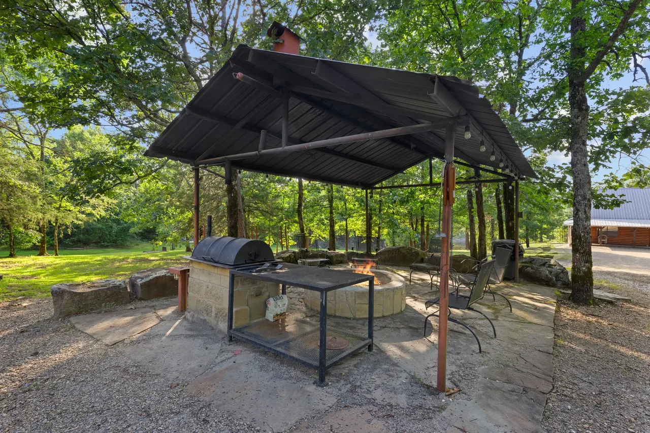 Photo 48 — 1602 Wyr #71400 Road, Broken Bow, OK 74728