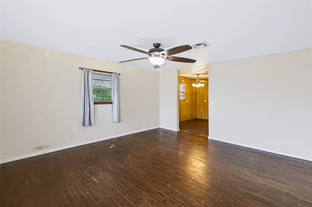 Photo 9 — 609 N Hyden Street, Stratford, OK 74872
