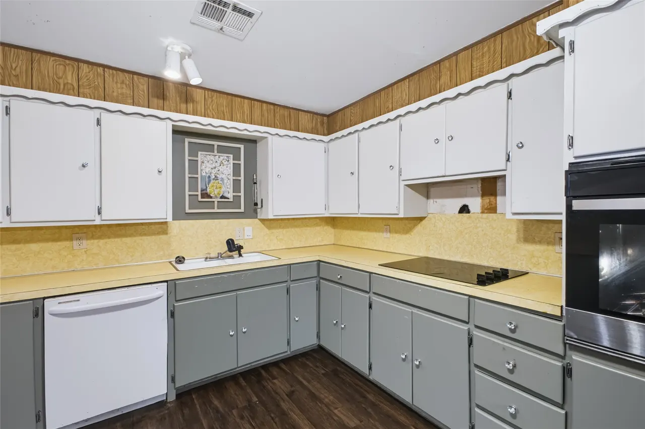 Photo 15 — 609 N Hyden Street, Stratford, OK 74872