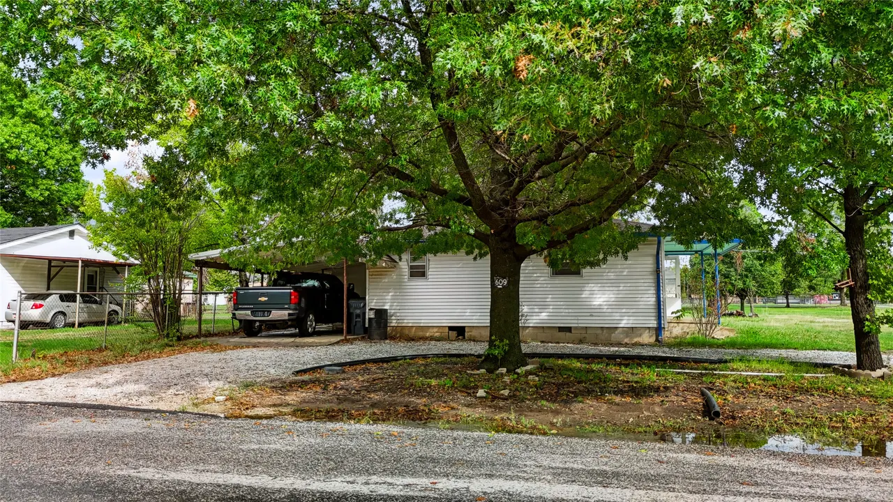 Photo 50 — 609 N Hyden Street, Stratford, OK 74872