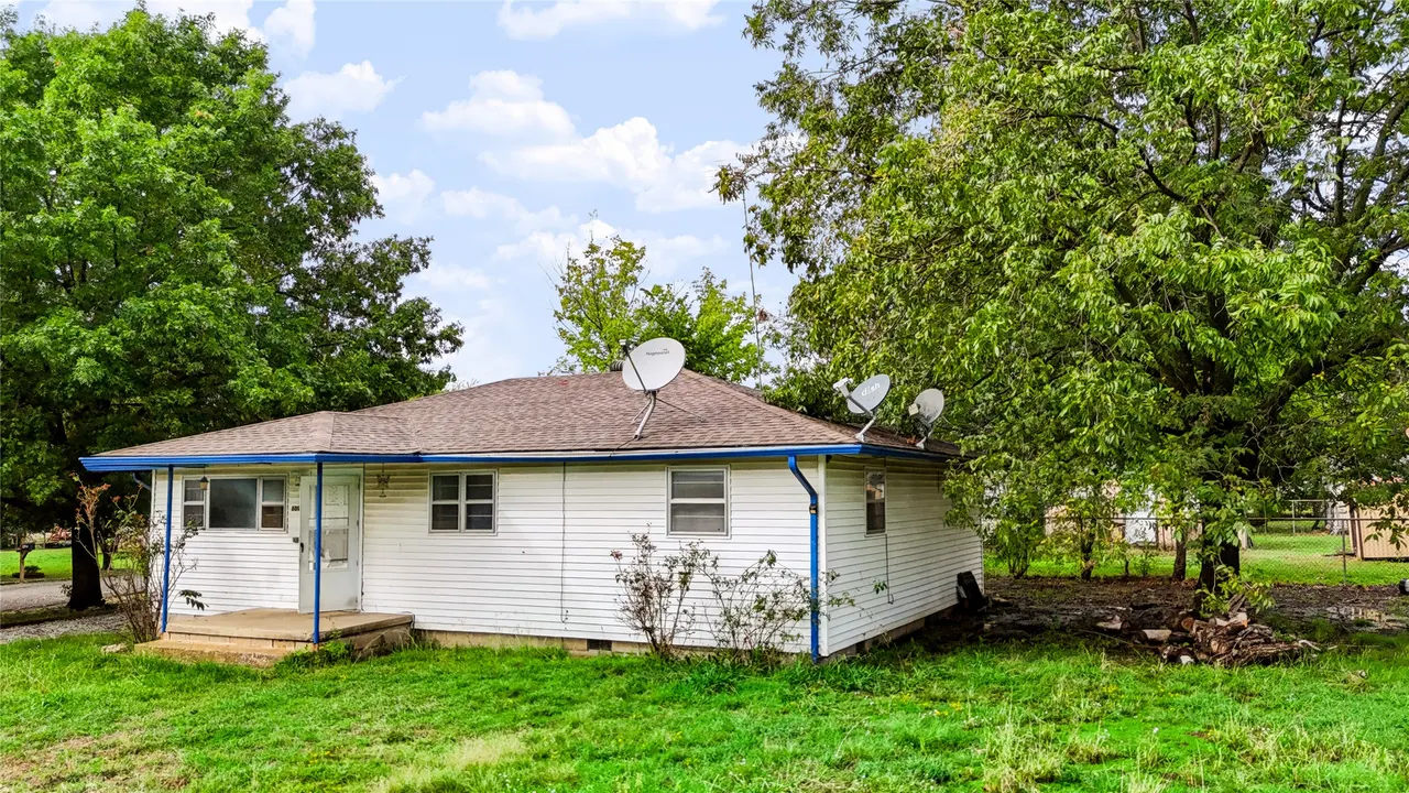 Photo 53 — 609 N Hyden Street, Stratford, OK 74872