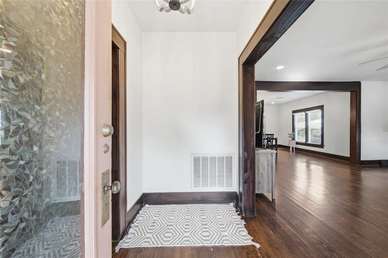 Photo 4 — 548 S Pine, Nowata, OK 74048