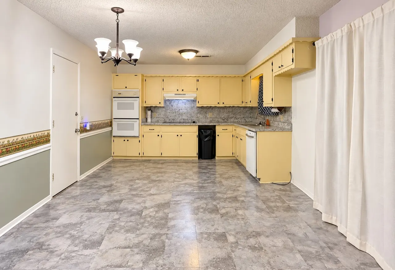 Photo 9 — 1932 W Toledo Street, Broken Arrow, OK 74012