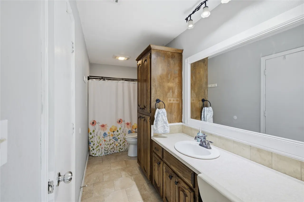 Photo 18 — 1202 Oklahoma Place, Claremore, OK 74017