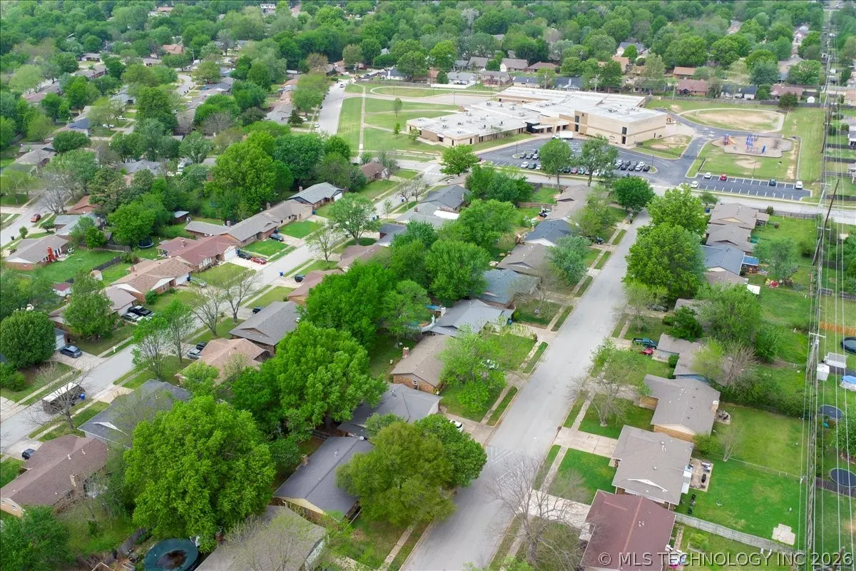 Photo 37 — 1666 S Pecan Avenue, Broken Arrow, OK 74011