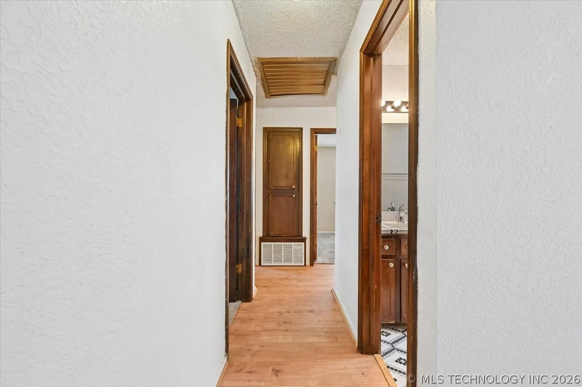 Photo 15 — 1666 S Pecan Avenue, Broken Arrow, OK 74011