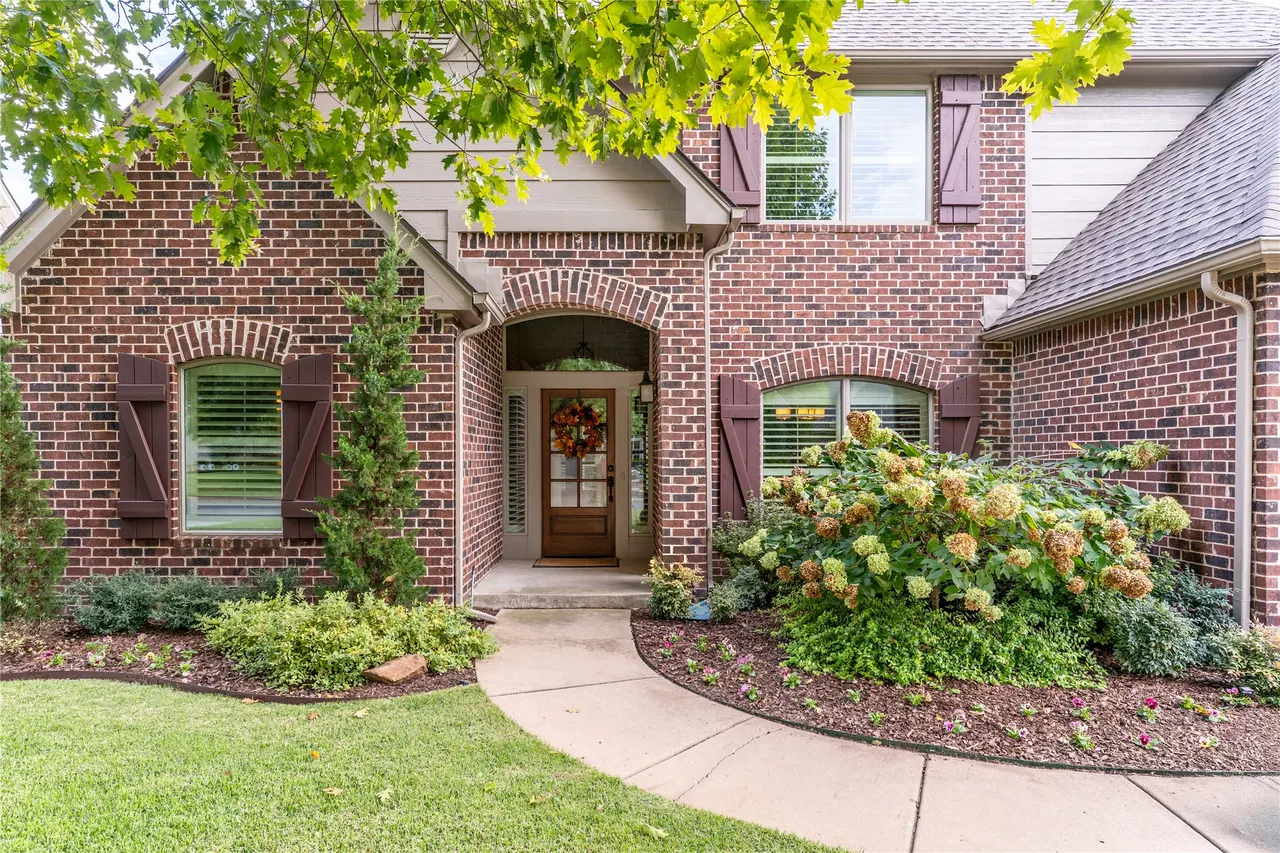 Photo 2 — 5410 E 109th Place, Tulsa, OK 74137